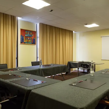 The Originals Boutique, Actuel Hotel, Saint-etienne Aeroport Otel 3*